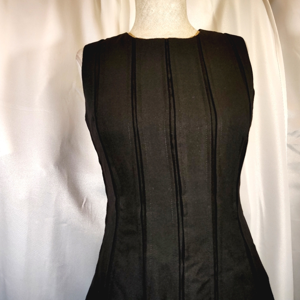 Calvin Klein TAG Shift Dress, Black, knee Lngth,  Sleeveless, Pleats, ZipUp, 2 - Picture 3 of 16